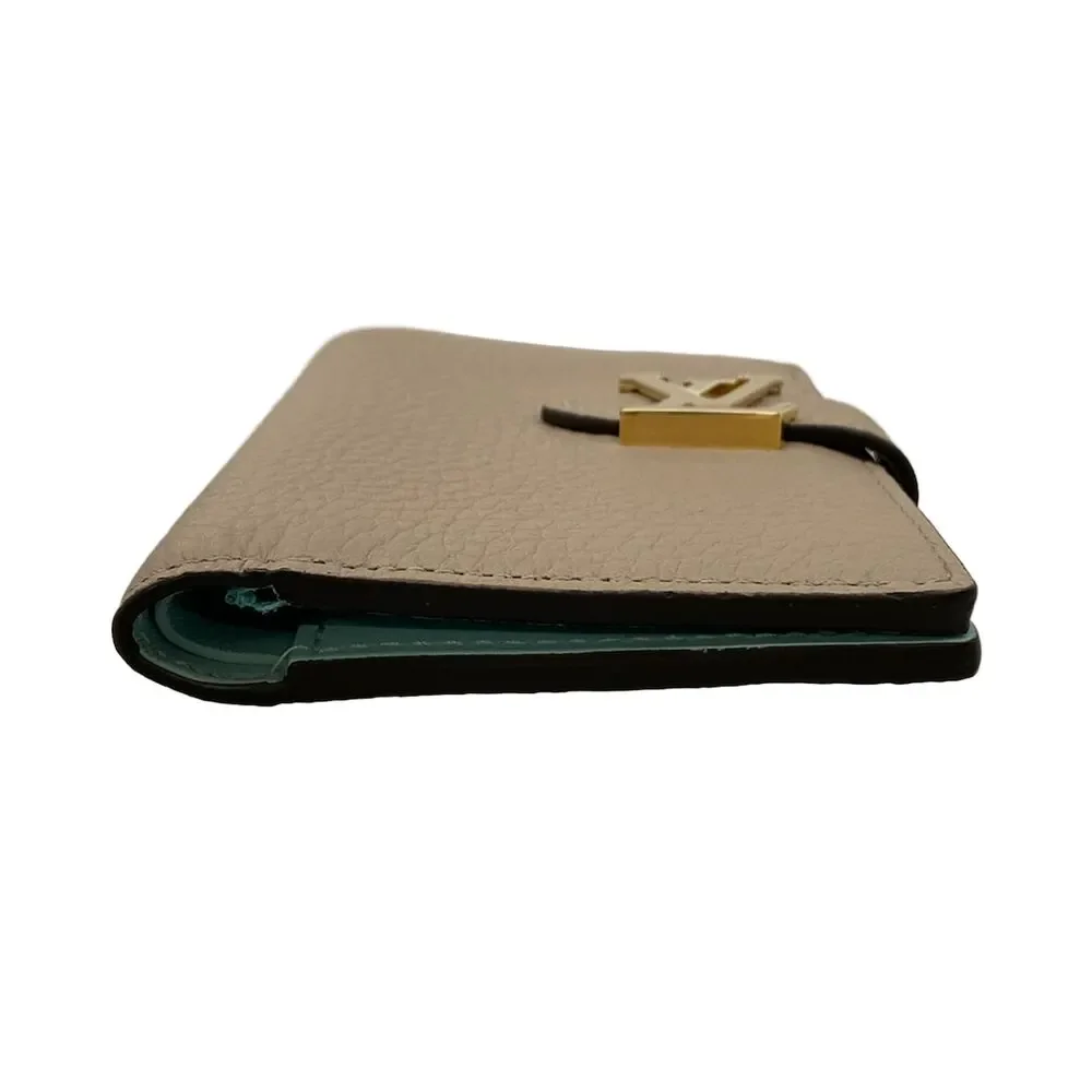 Louis Vuitton LV Vertical Wallet Compact Capucines Bifold Wallet M82198
